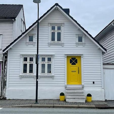The Yellow Door Ставангер Экстерьер фото
