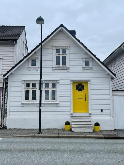 The Yellow Door Ставангер Экстерьер фото